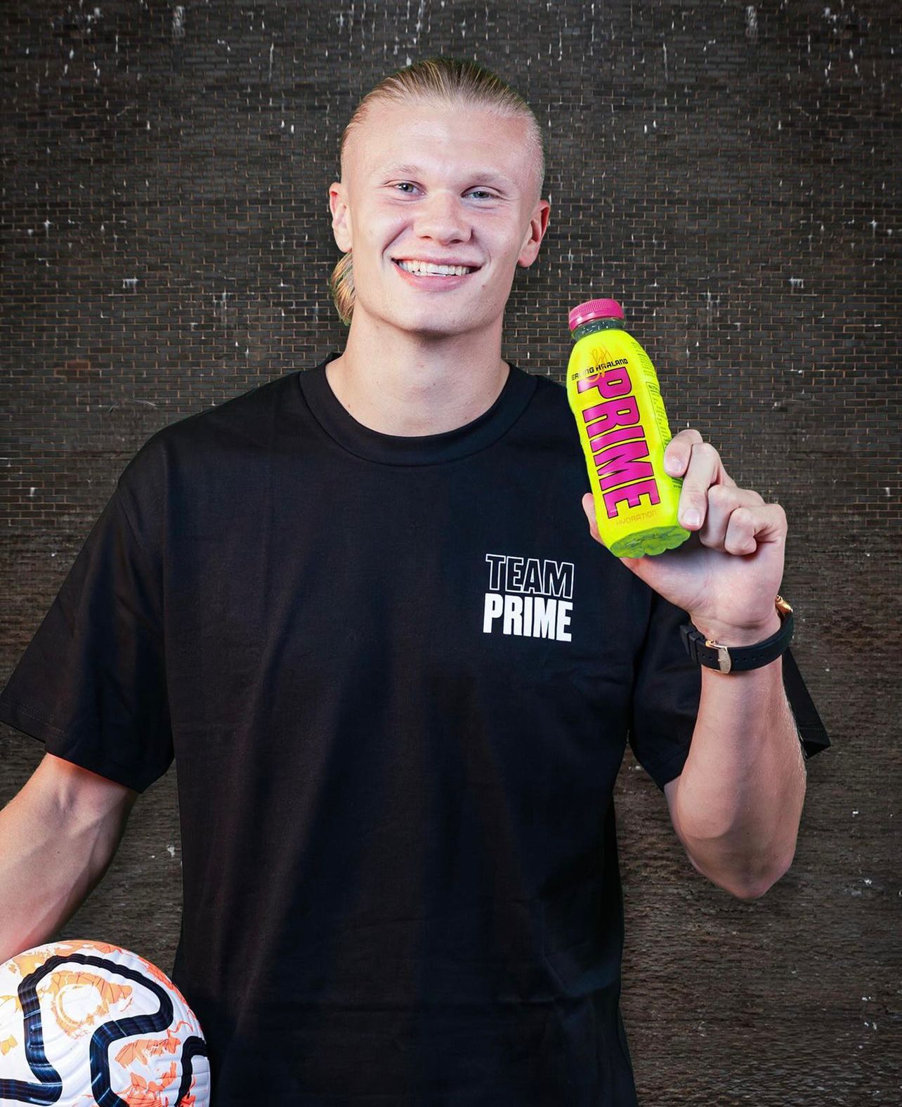 Prime Erling Haaland - Manchester City 500ml (12 Pack)  - I11  BBD: 10/2025