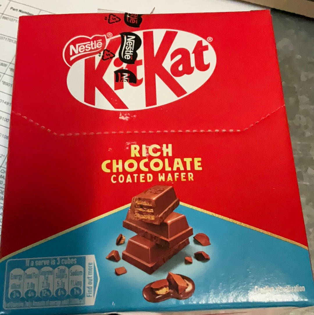 KIT KAT  Rich Chocolate Coated Wafer 50g (12 pack) B105