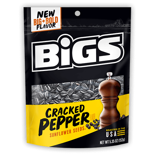 BIGS Cracked Pepper Sunflower Seeds 152 g (12 Pack) - A8